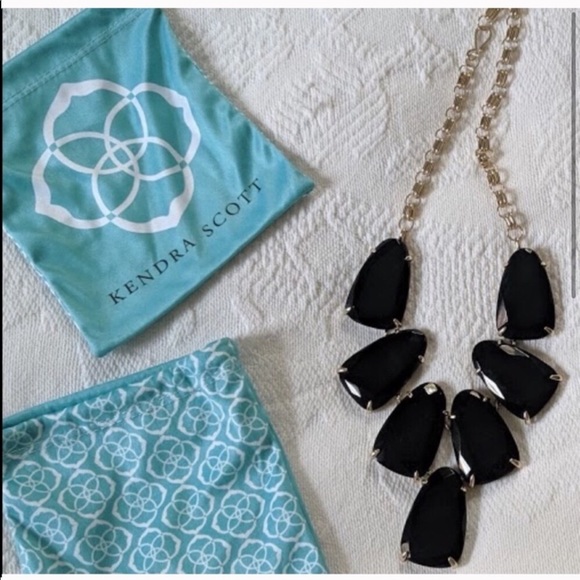 EUC Kendra Scott Black & gold Statement Necklace - Picture 2 of 4